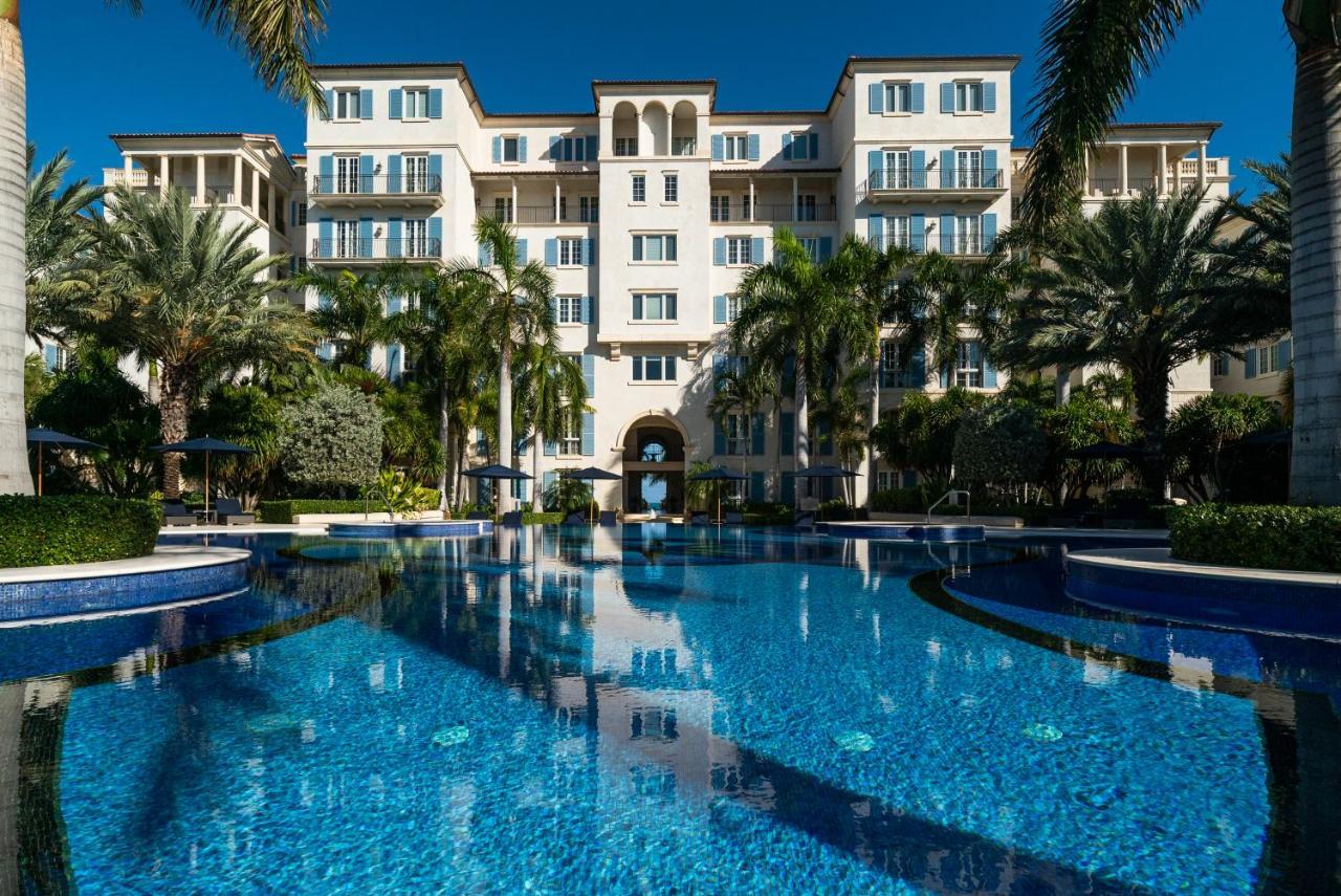 Hotel The Regent Grand Grace Bay