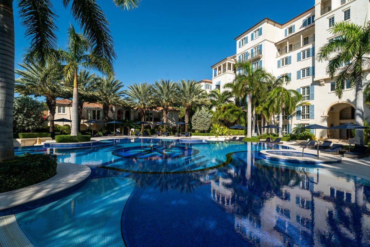 Hotel The Regent Grand Grace Bay
