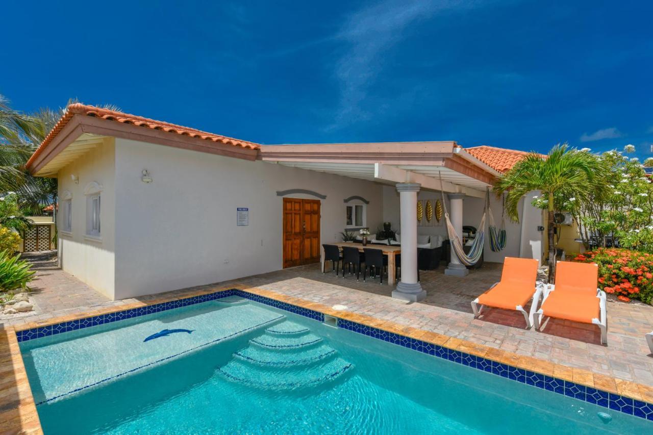 Villa Swiss Paradise With Private Pool Palm Beach