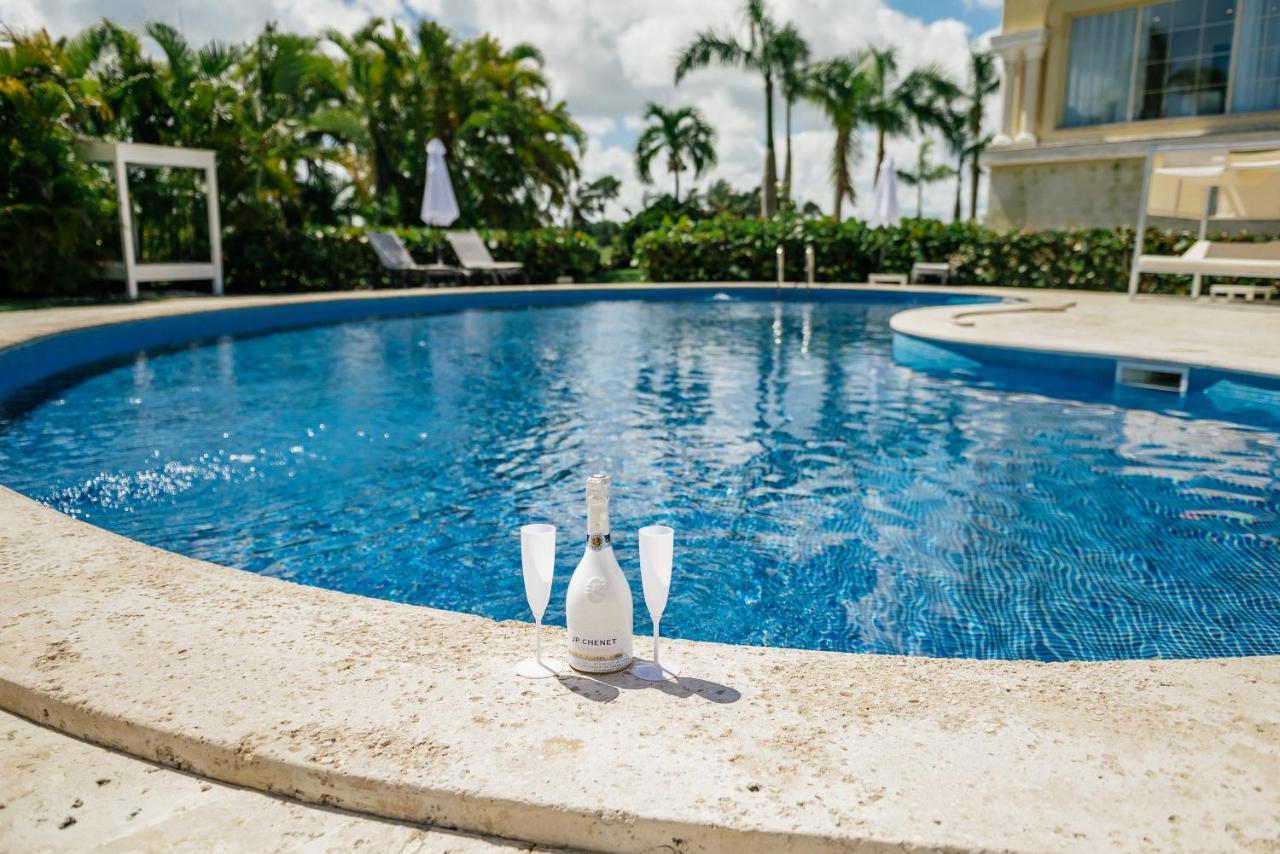 Spacious Iberosta Apartmentsueno - 3bdr Pool, Beach, Wifi Apartment