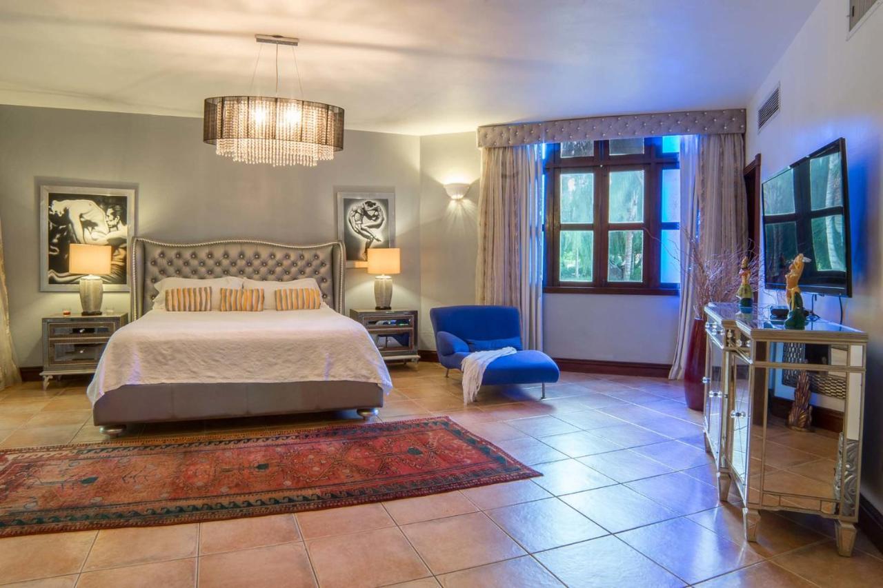 Villa Luxury - Private Paradise At