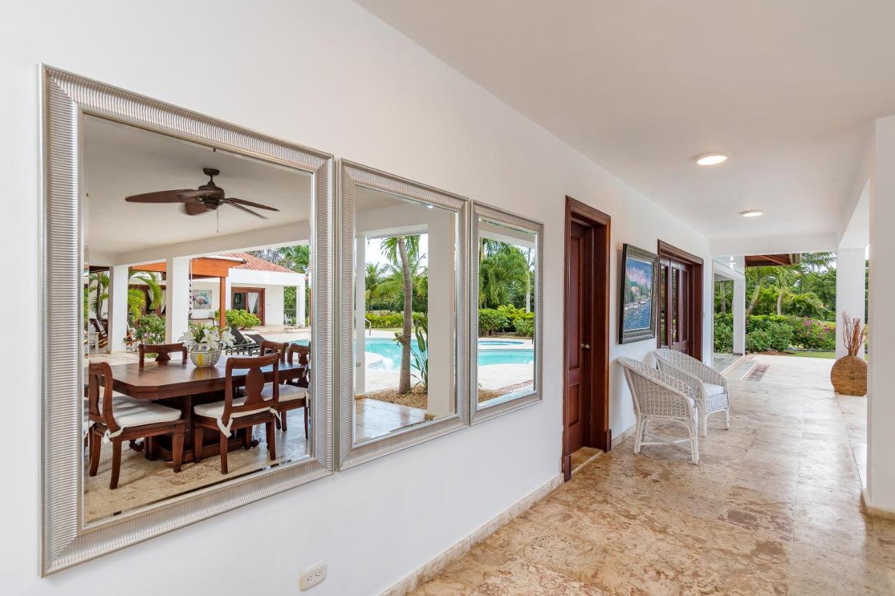 Villa Luxury - Private Paradise At