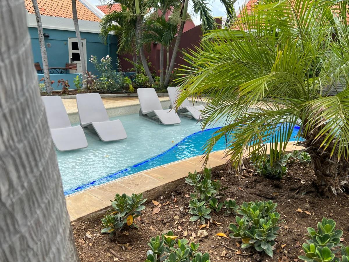 Kura Botanica 4*