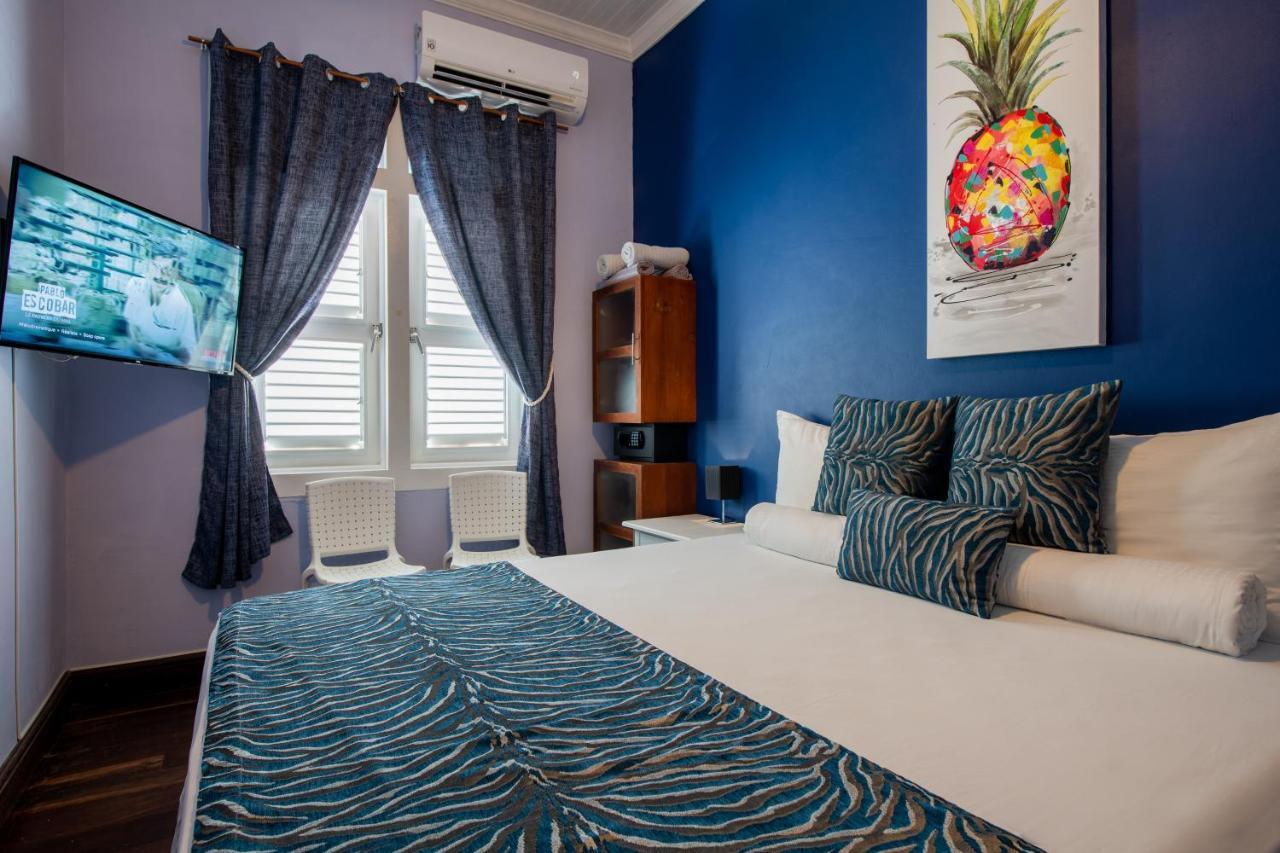 Amalie & Curiel Hotel