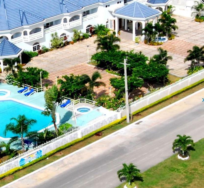 Holiday Haven 3* Runaway Bay