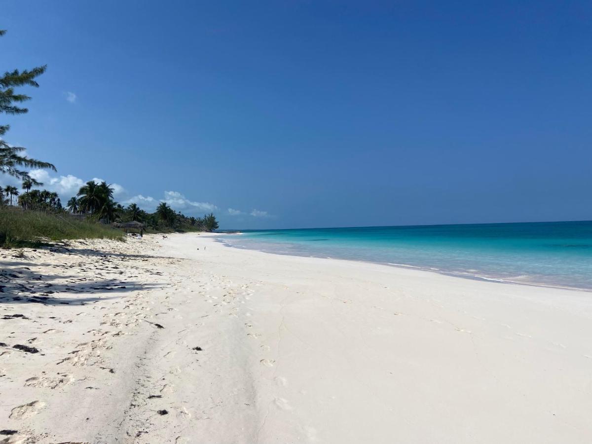 Eleuthera Retreat - & On Pink Beachfront Guest house *