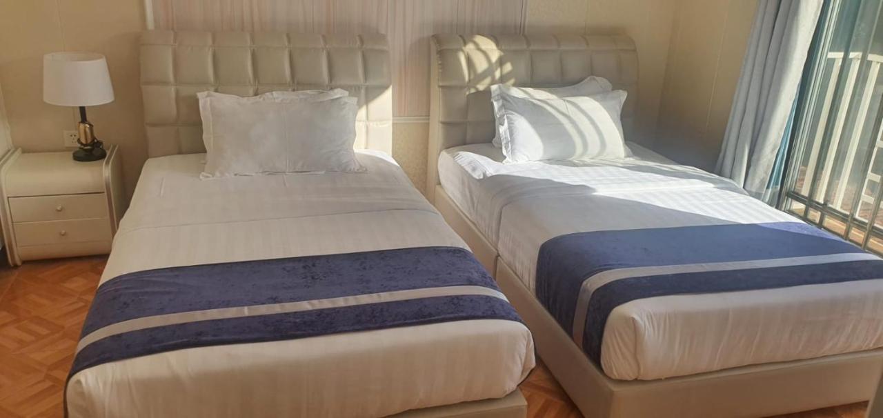 Riverside 3* Portsmouth
