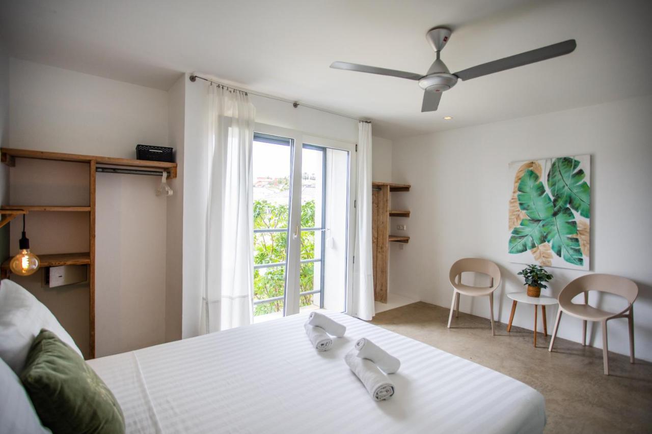 Boutique & Jt Curacao