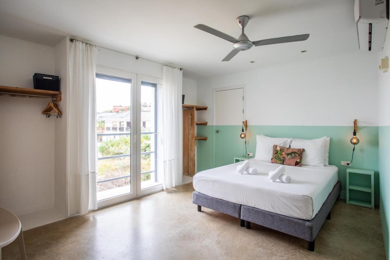 Boutique & Jt Curacao Bed & Breakfast 4*