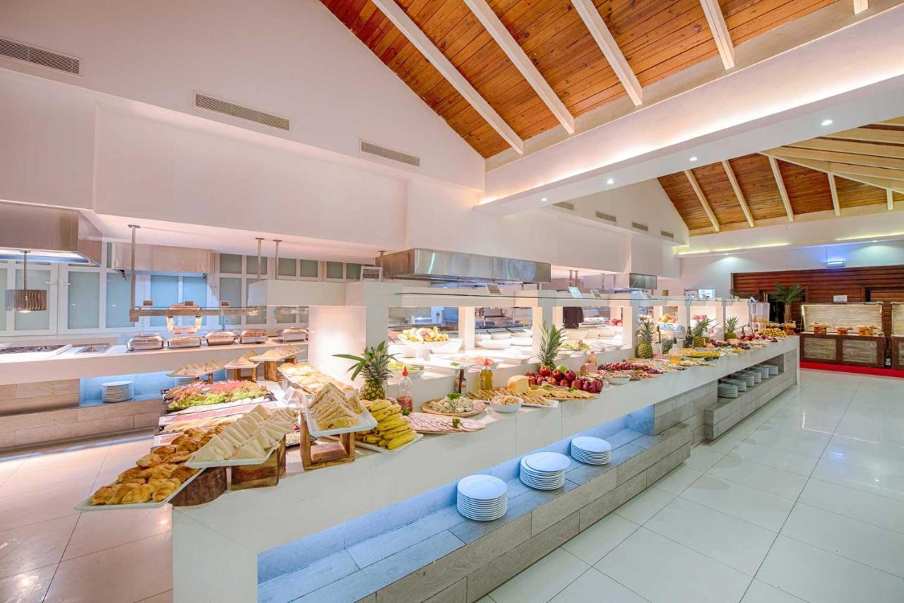 Grand Sirenis & Aquagames Resort Uvero Alto