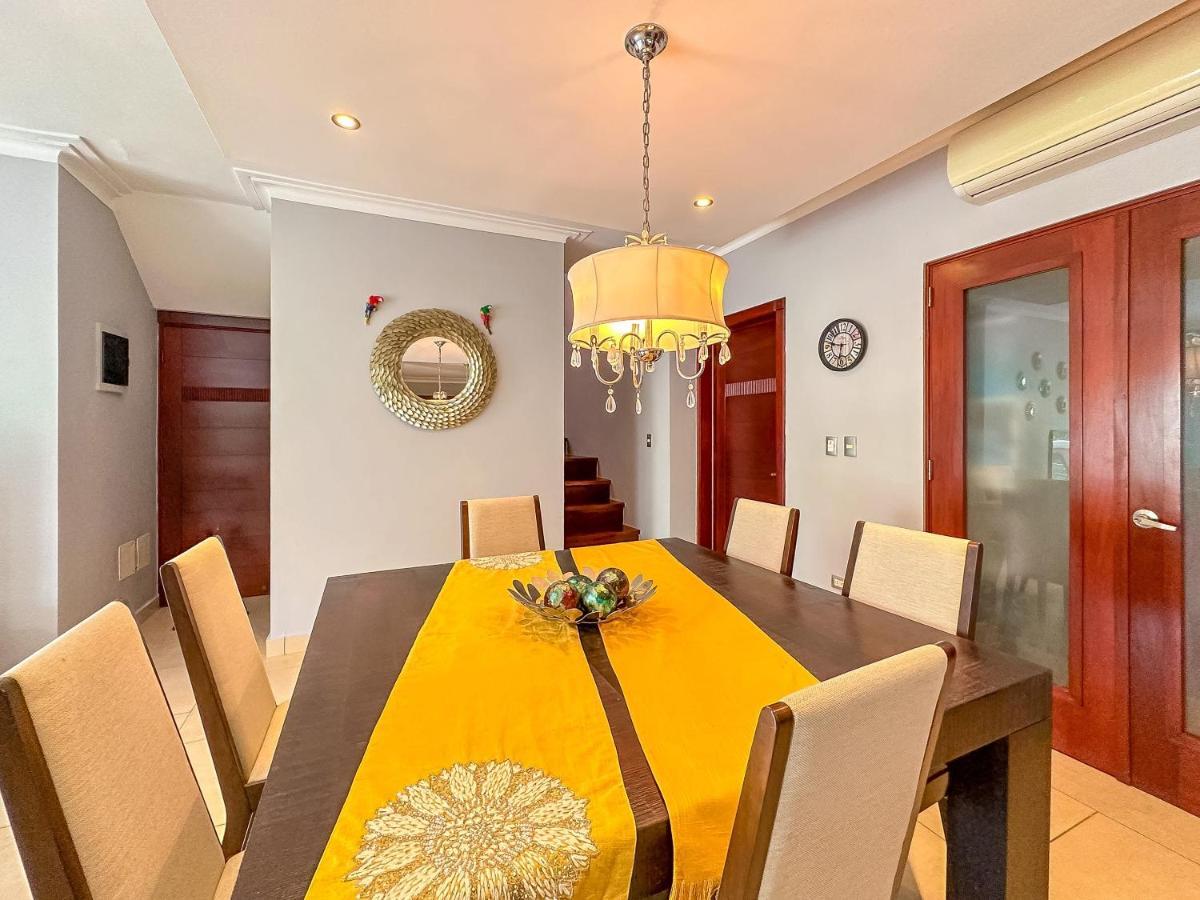 Beautiful 2 Bedroom With Bbq Apartment *