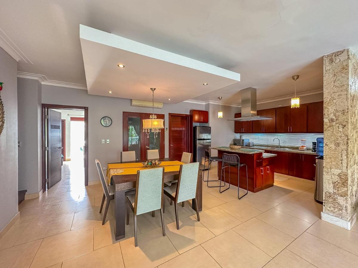 Beautiful 2 Bedroom With Bbq *