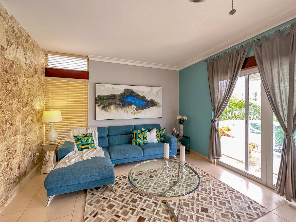 Beautiful 2 Bedroom With Bbq Apartment *