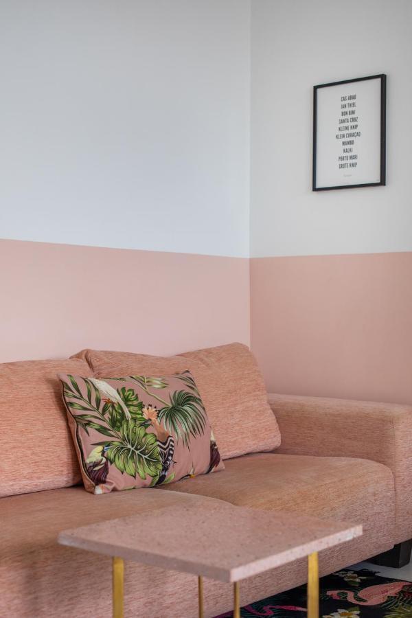 Boutique & Jt Curacao Bed & Breakfast