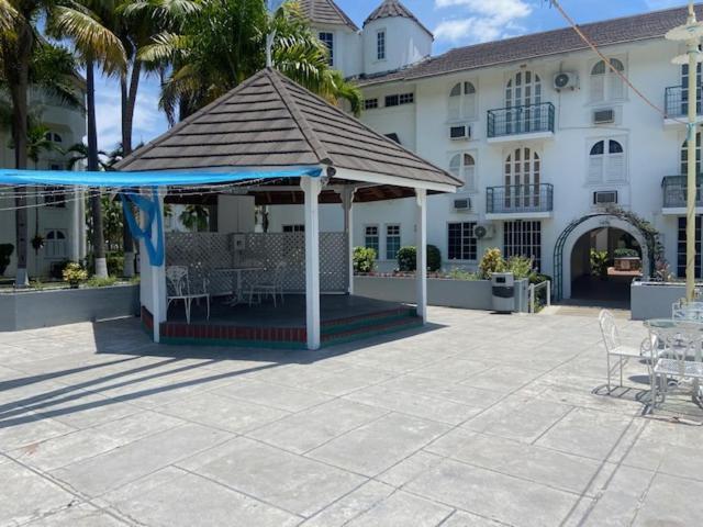 Resort Vacation