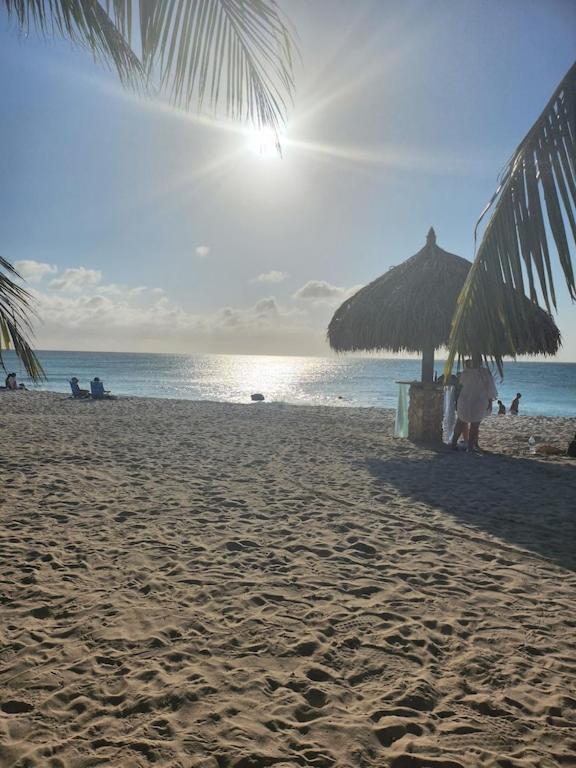 Tierra Del Sol...ocean Front Golf And Tennis Apartment Palm Beach