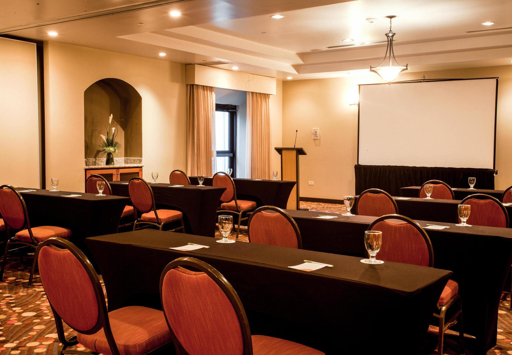Courtyard By Marriott Hotel Port of Spain