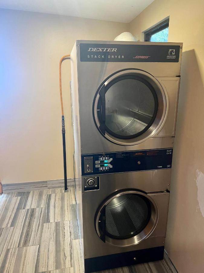 Couples Getaway 1bed 1bath In Red Hook * Nazareth