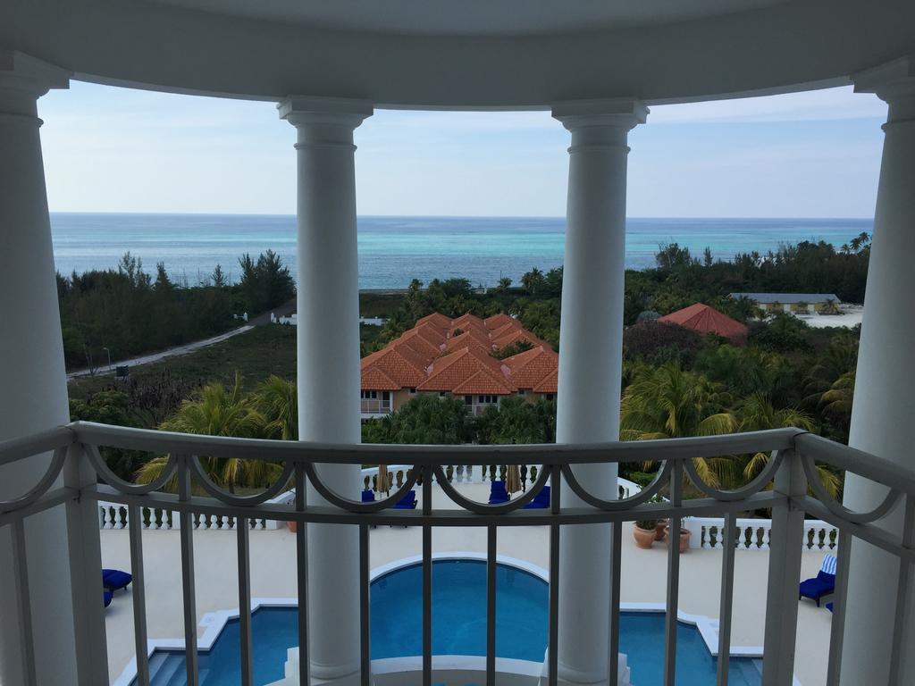 Hotel Ocean West Boutique Nassau