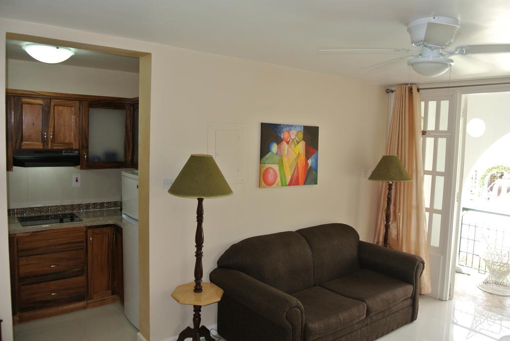Beach One Bedroom 13 Apartment Ocho Rios