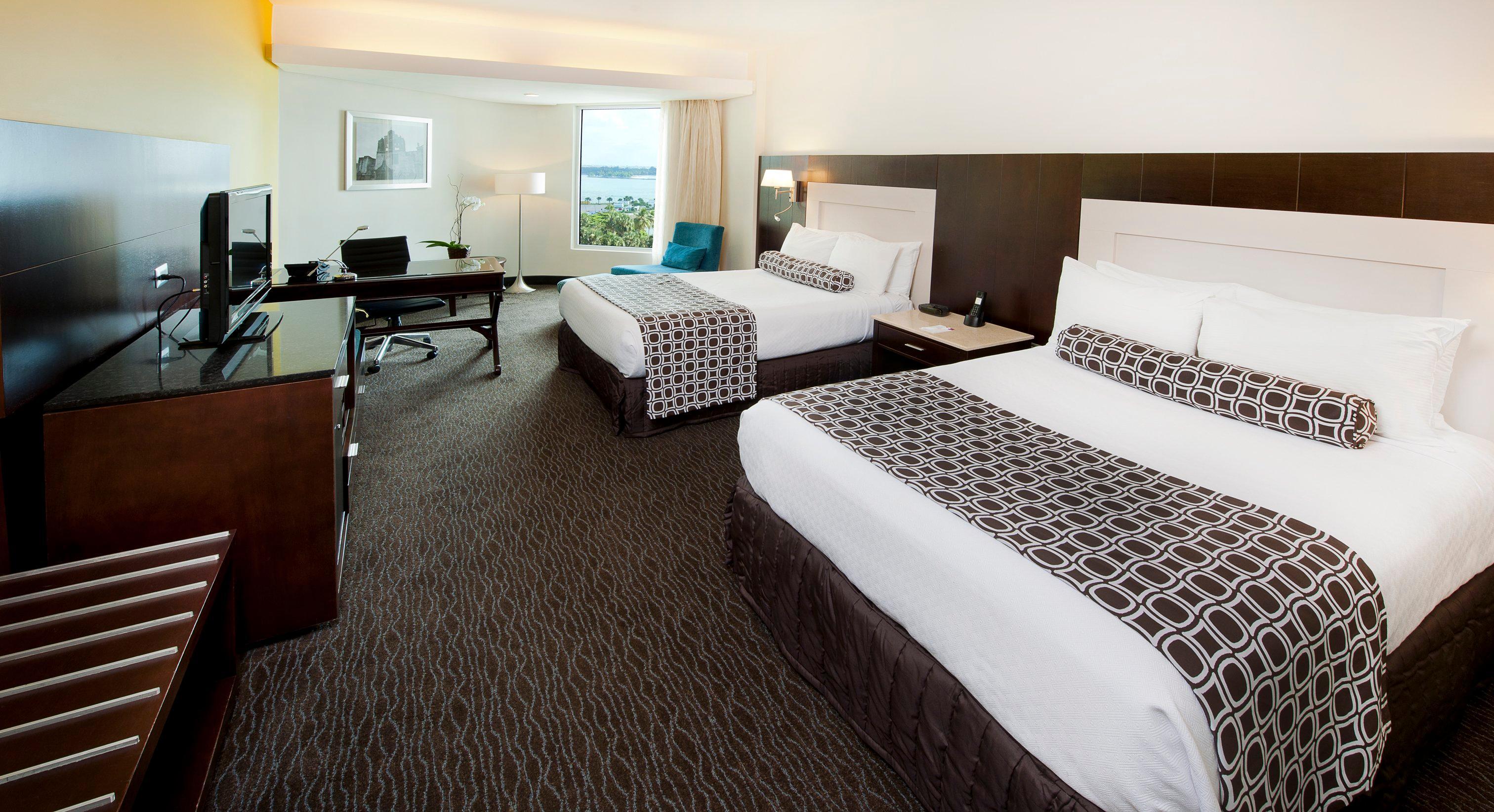 Crowne Plaza By Ihg Hotel