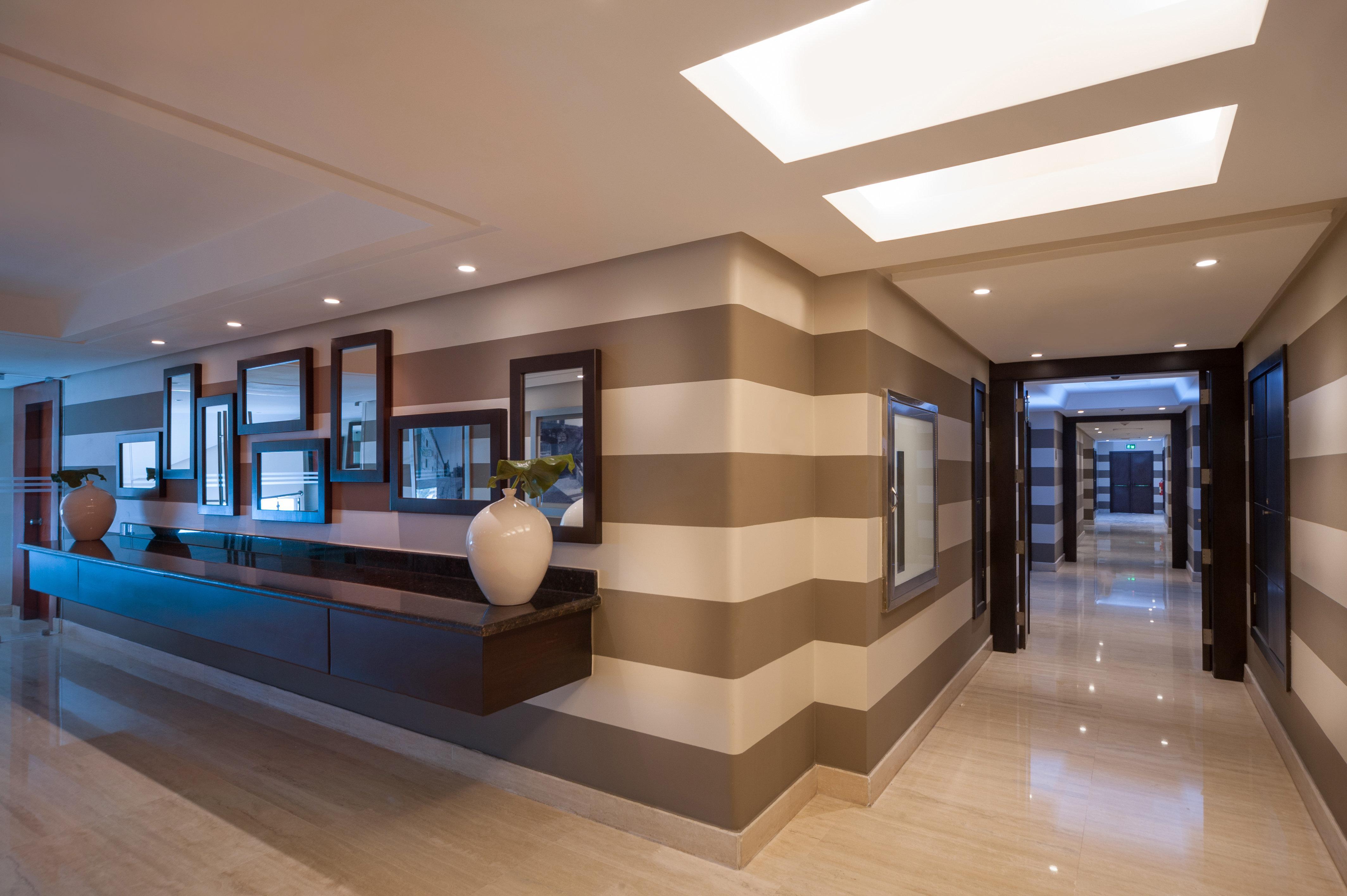 Crowne Plaza By Ihg 5*