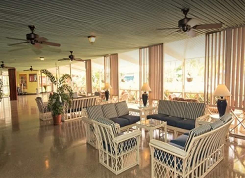 Starfish Tobago Resort 3*