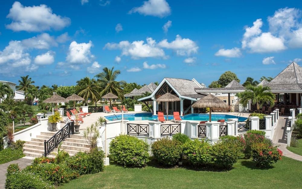 Coyaba Resort 4*