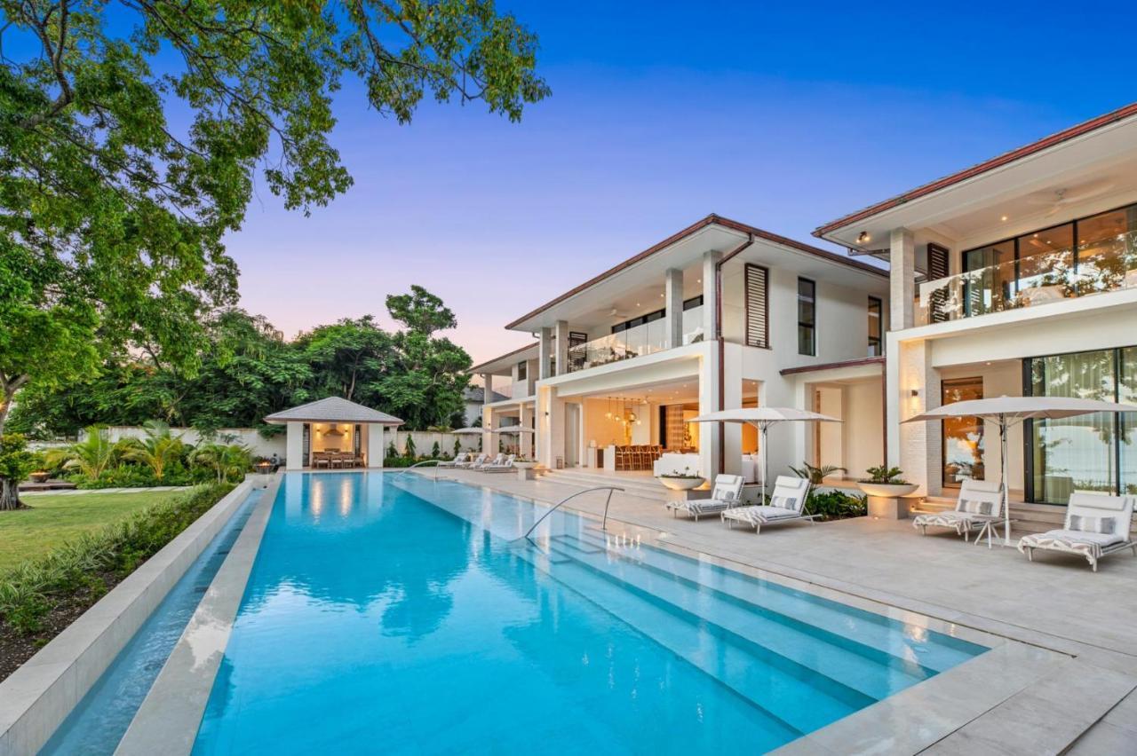 Villa One Beachlands - Luxury Beachfront Mansion