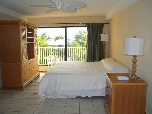 Hotel Treasure Island West Bay