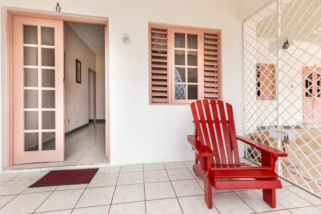 Shaw Park Gem 12a Apartamento