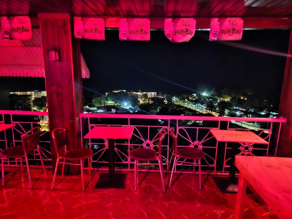 Hotel Big Apple Montego Bay