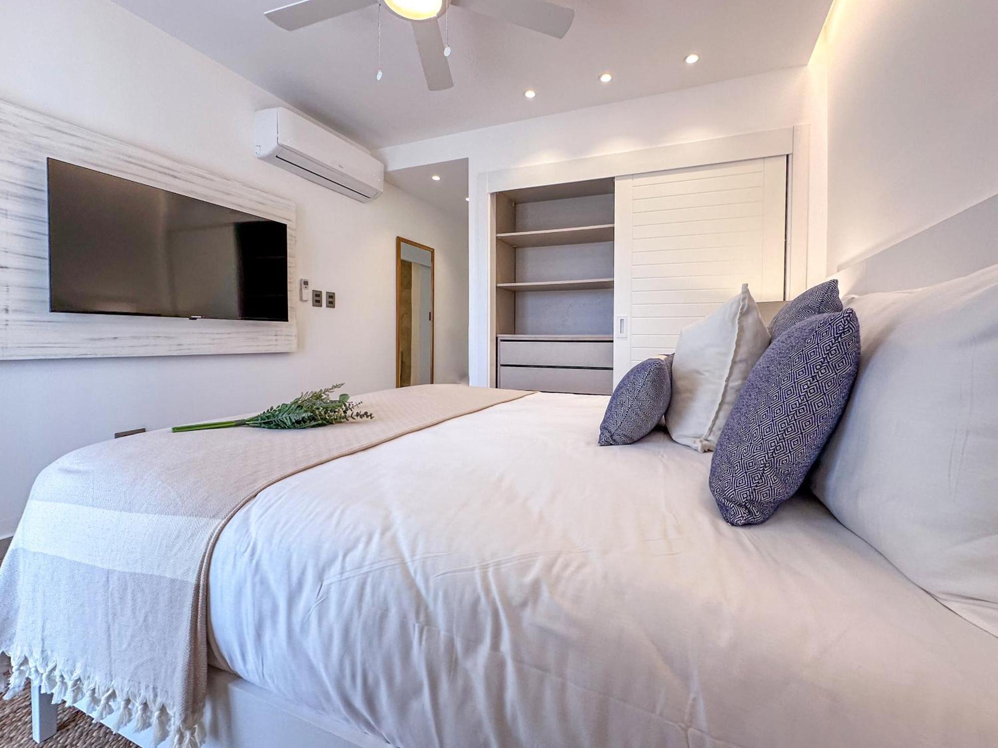 Fantastic New Penthouse W Rooftop Picuzzi Punta Cana