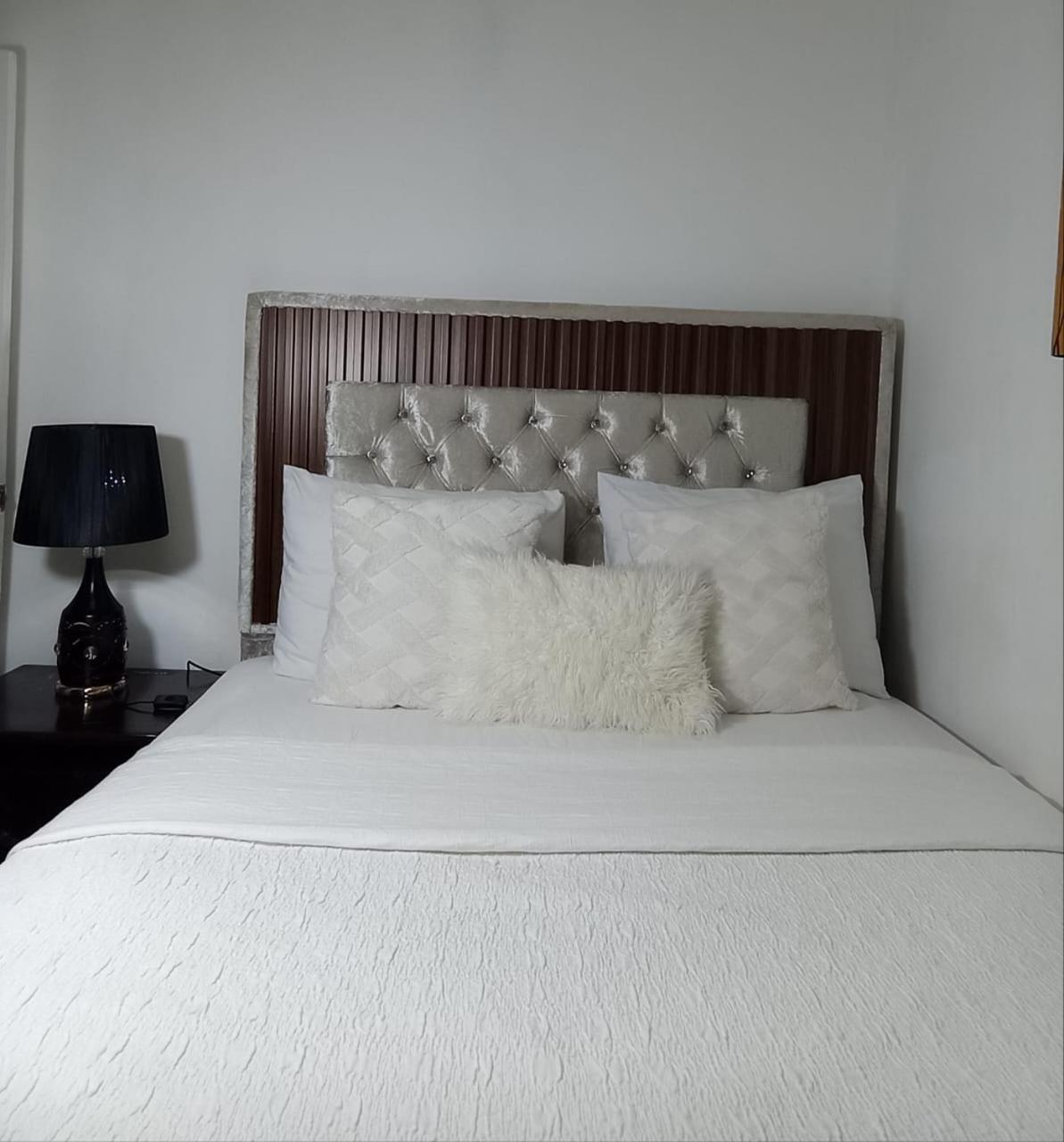 Apartamento De 1 2 Y 3
