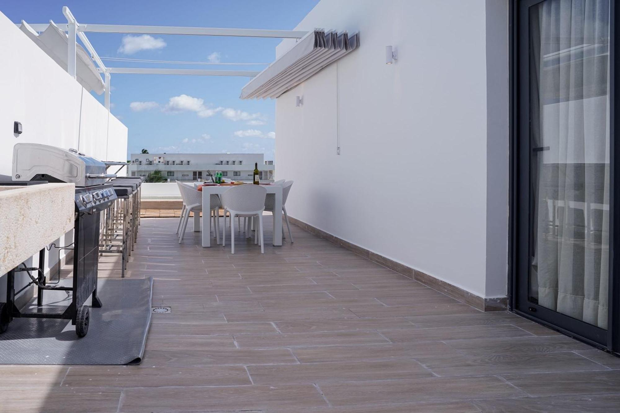Fantastic New Penthouse W Rooftop Picuzzi Apartment Punta Cana