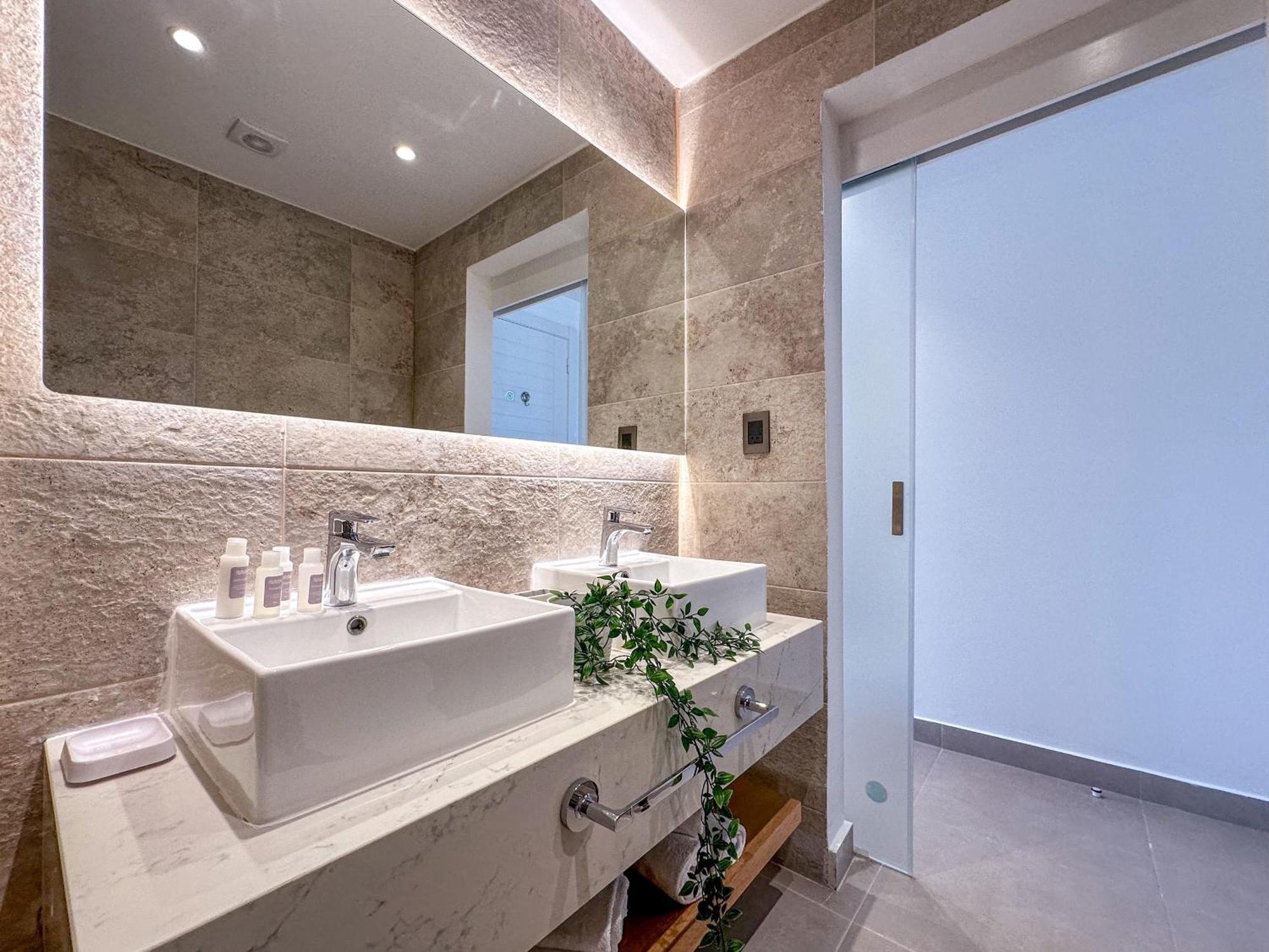 Fantastic New Penthouse W Rooftop Picuzzi Apartment Punta Cana
