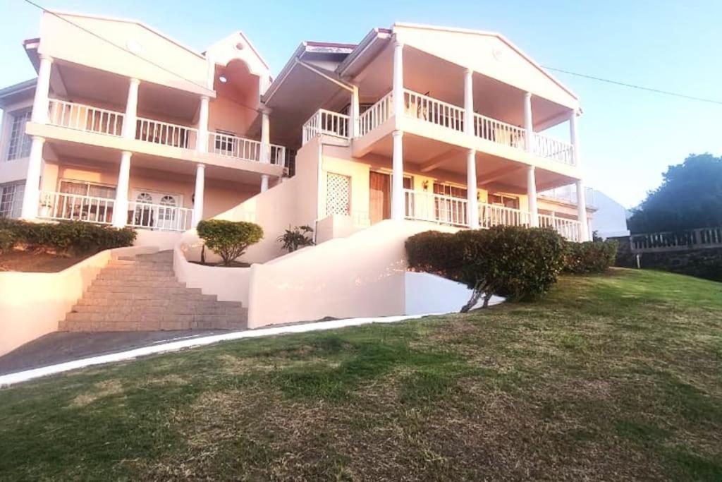 Marina View Villa