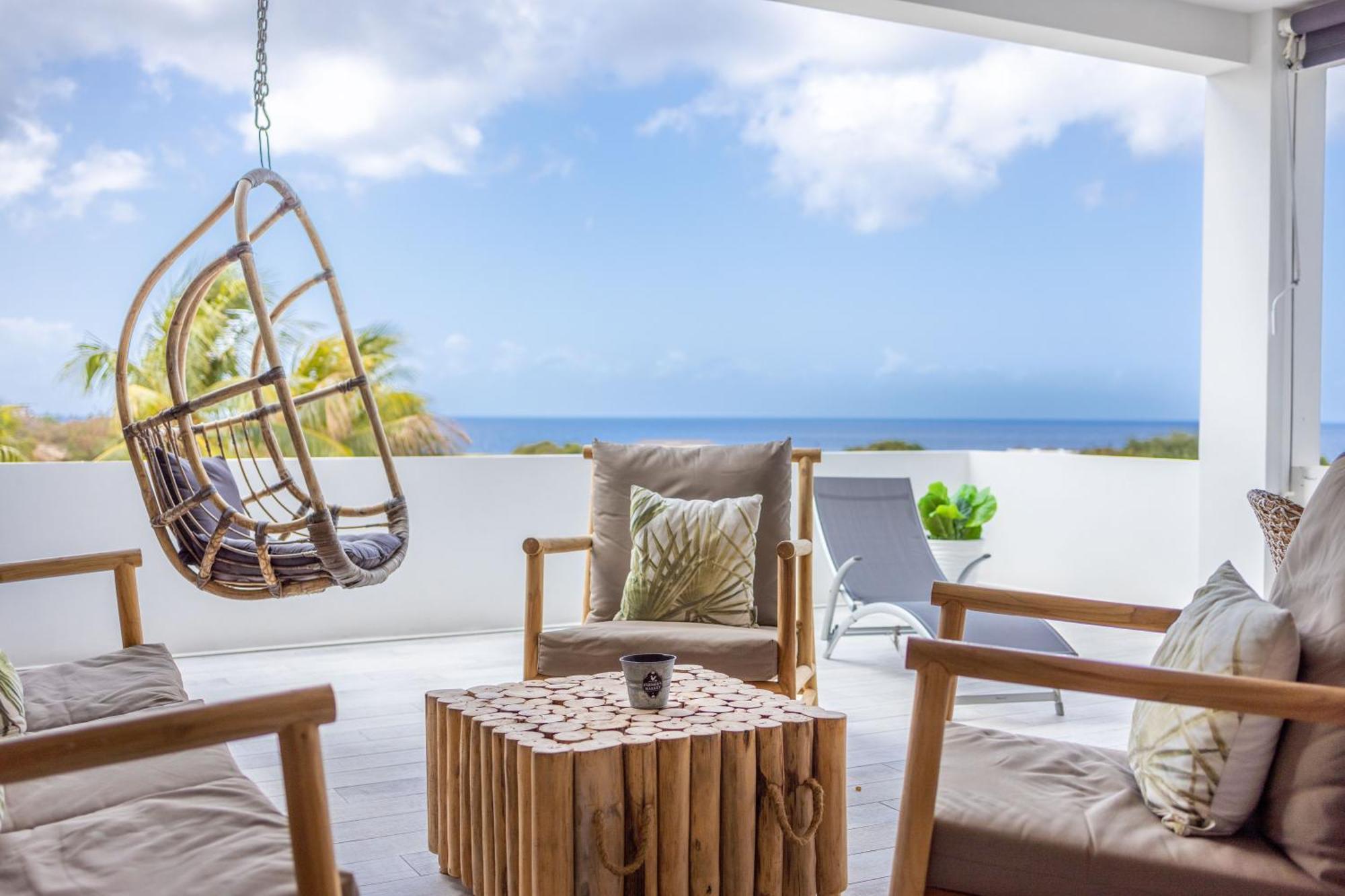 Resort The Reef - Blue Bay Golf & Willemstad