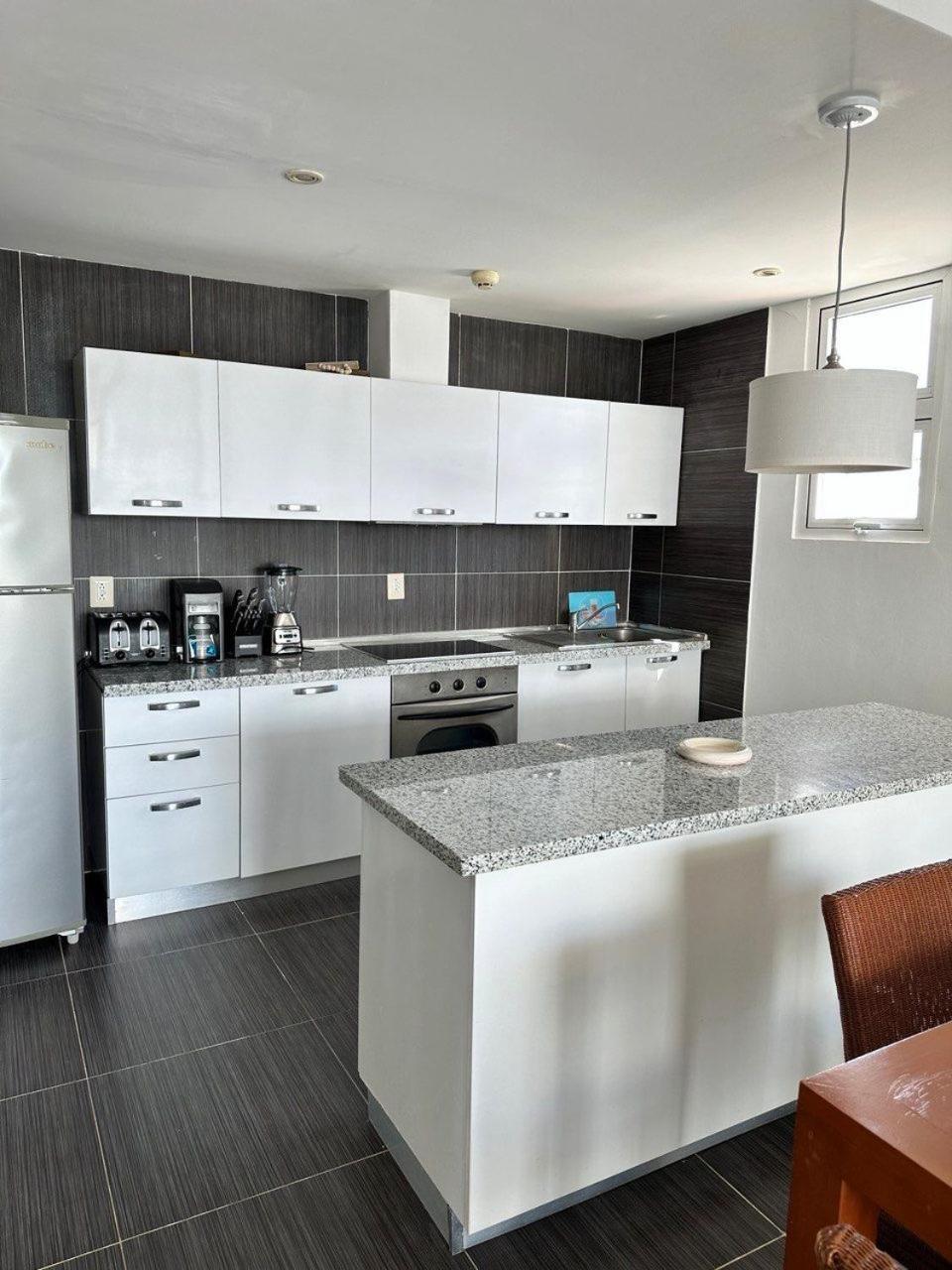 Aparthotel Vista Mare Spectacular Ocean View Floor 1-bedroom Condo, Samana