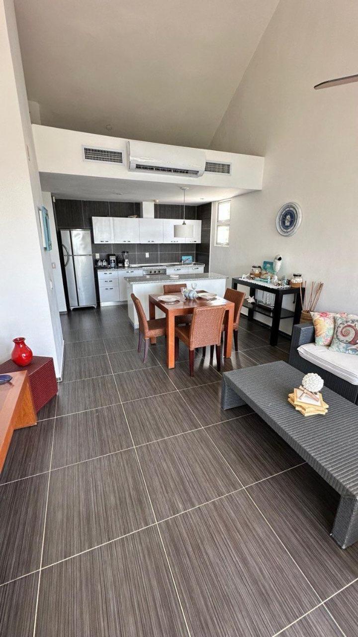 Vista Mare Spectacular Ocean View Floor 1-bedroom Condo, *