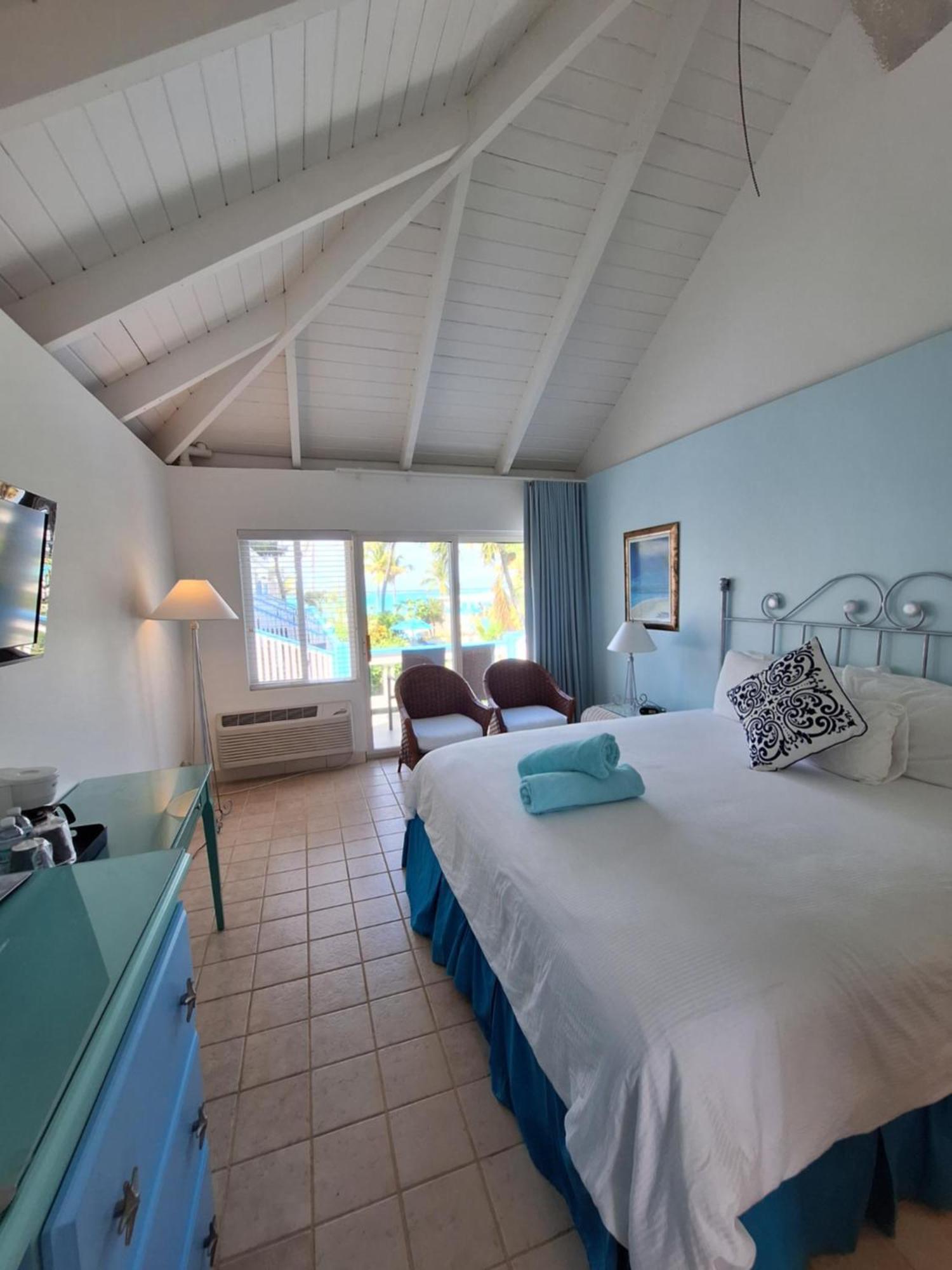 Sibonne Beach Hotel Grace Bay