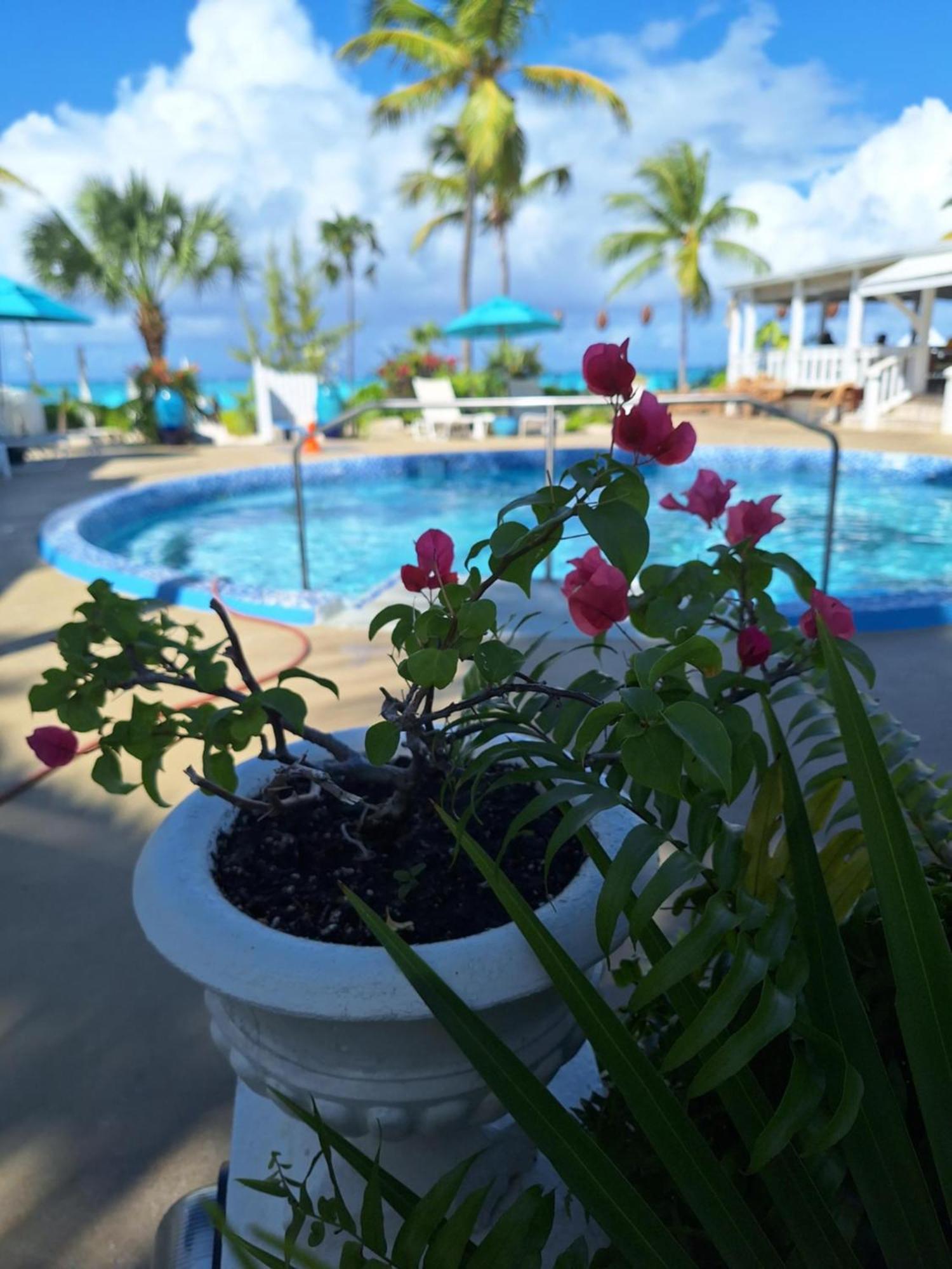 Sibonne Beach Hotel
