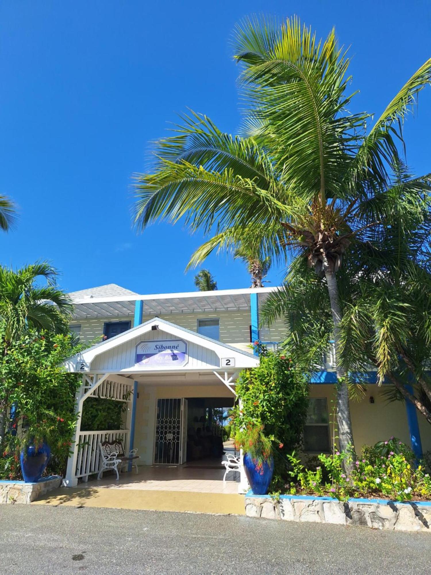 Sibonne Beach Grace Bay