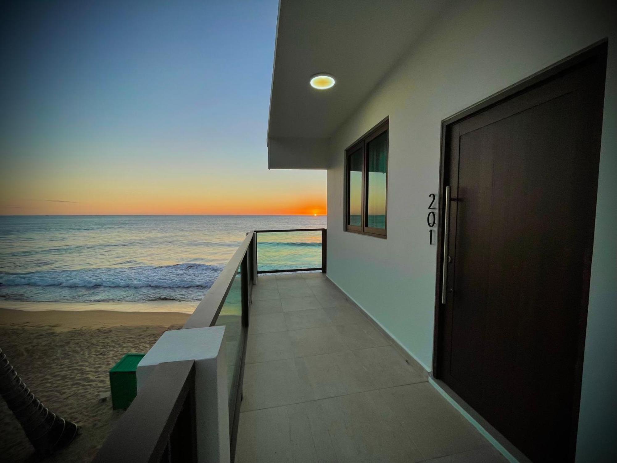 Guest house 1 Corcega Beachfront Rincon