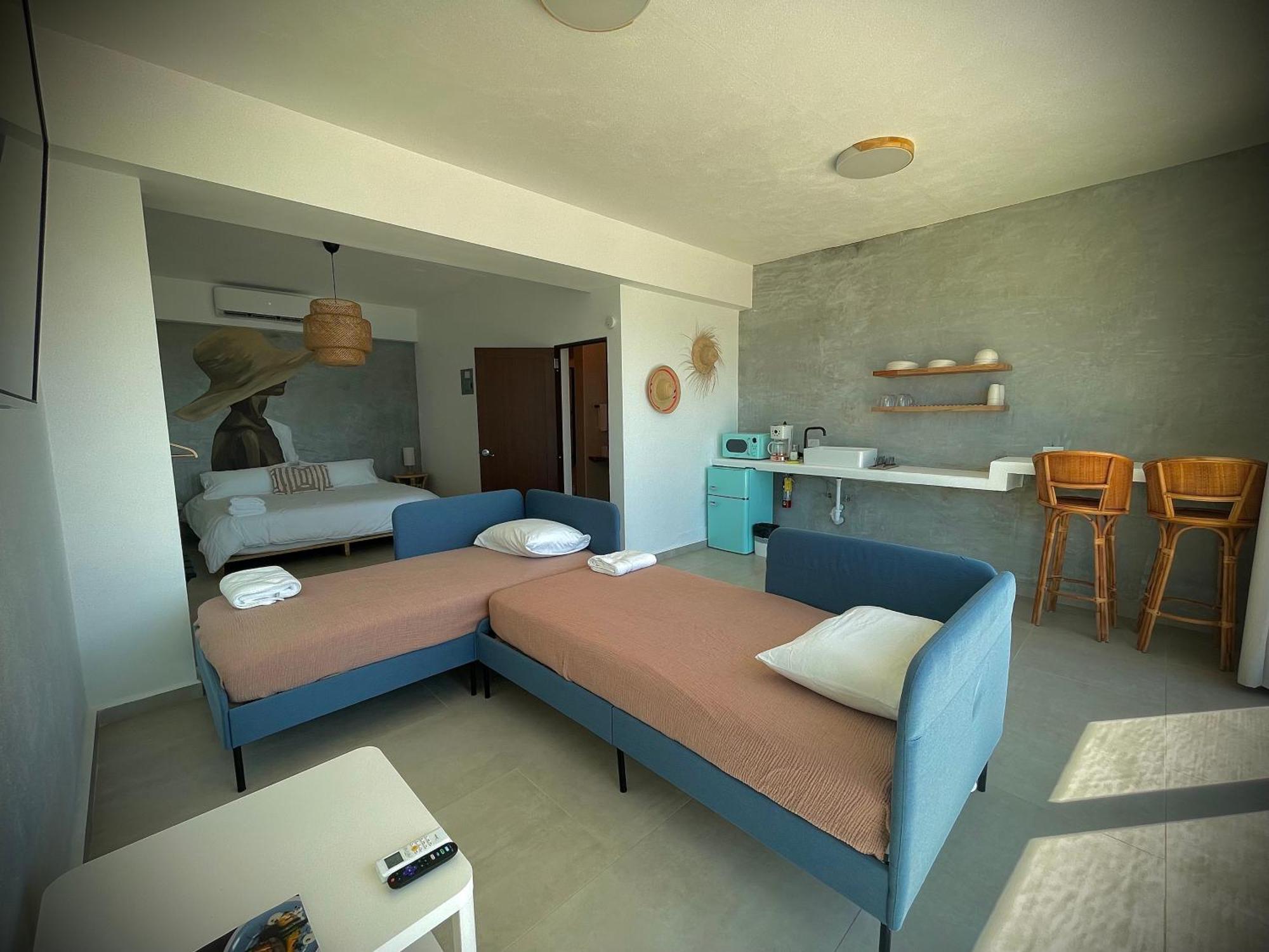 1 Corcega Beachfront Guest house Rincon