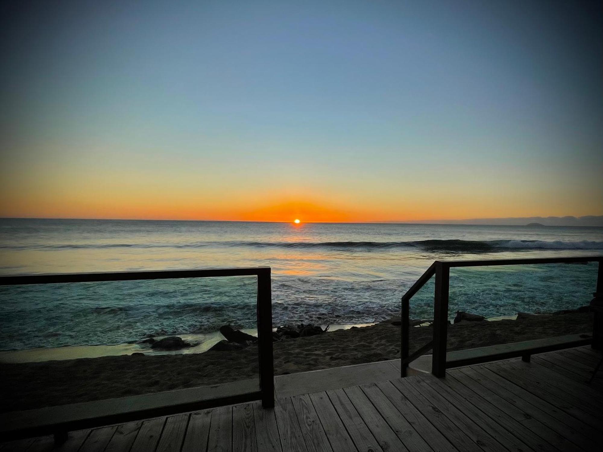 1 Corcega Beachfront