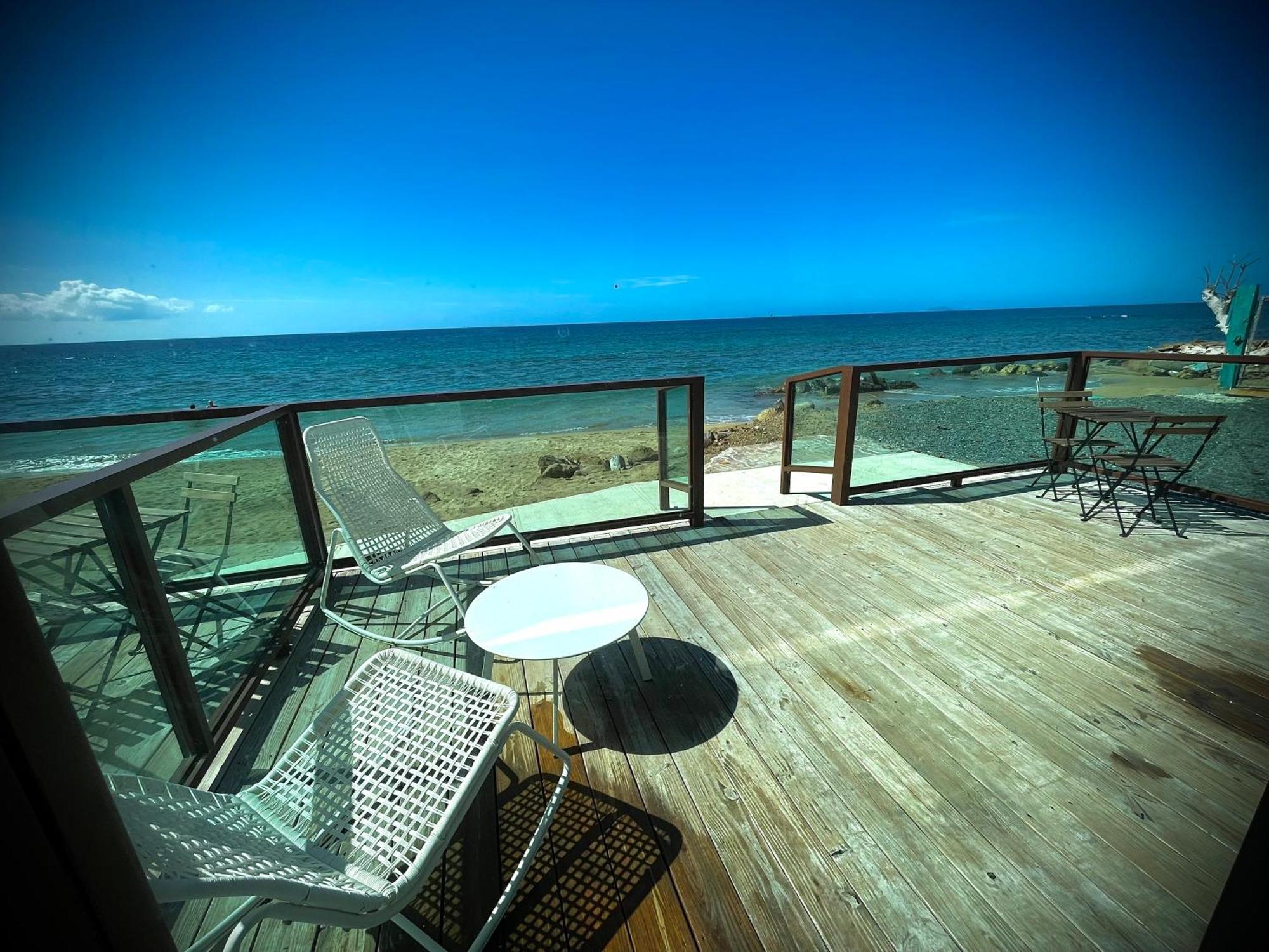 1 Corcega Beachfront Guest house *