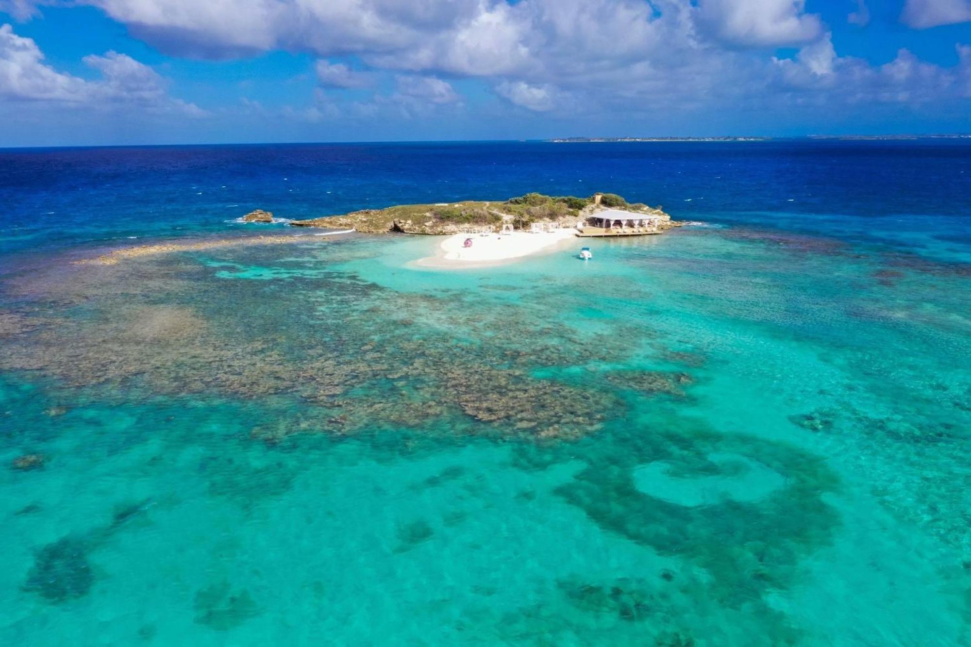 Hodges Bay & St. John's