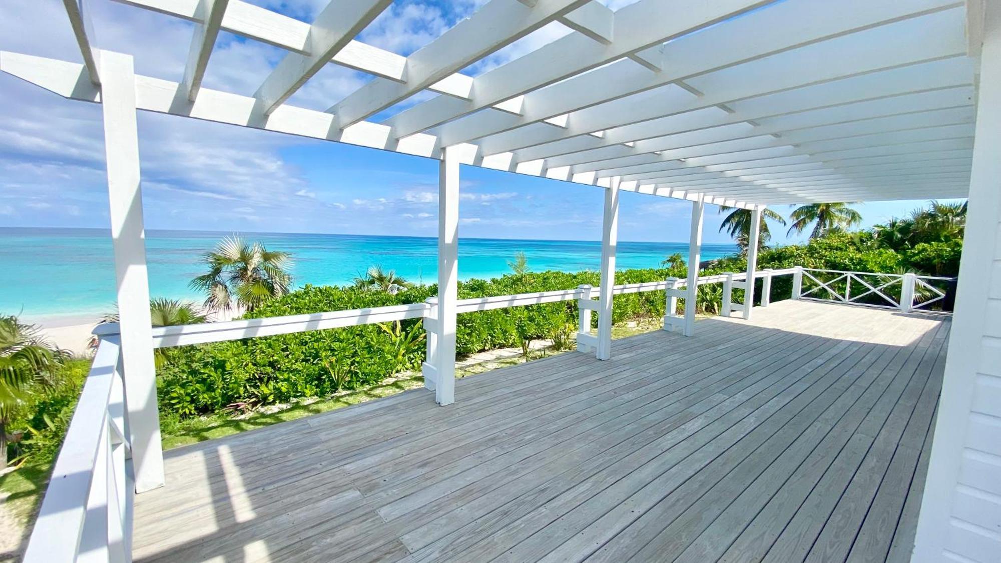 Eleuthera Retreat - & On Pink Beachfront Guest house *