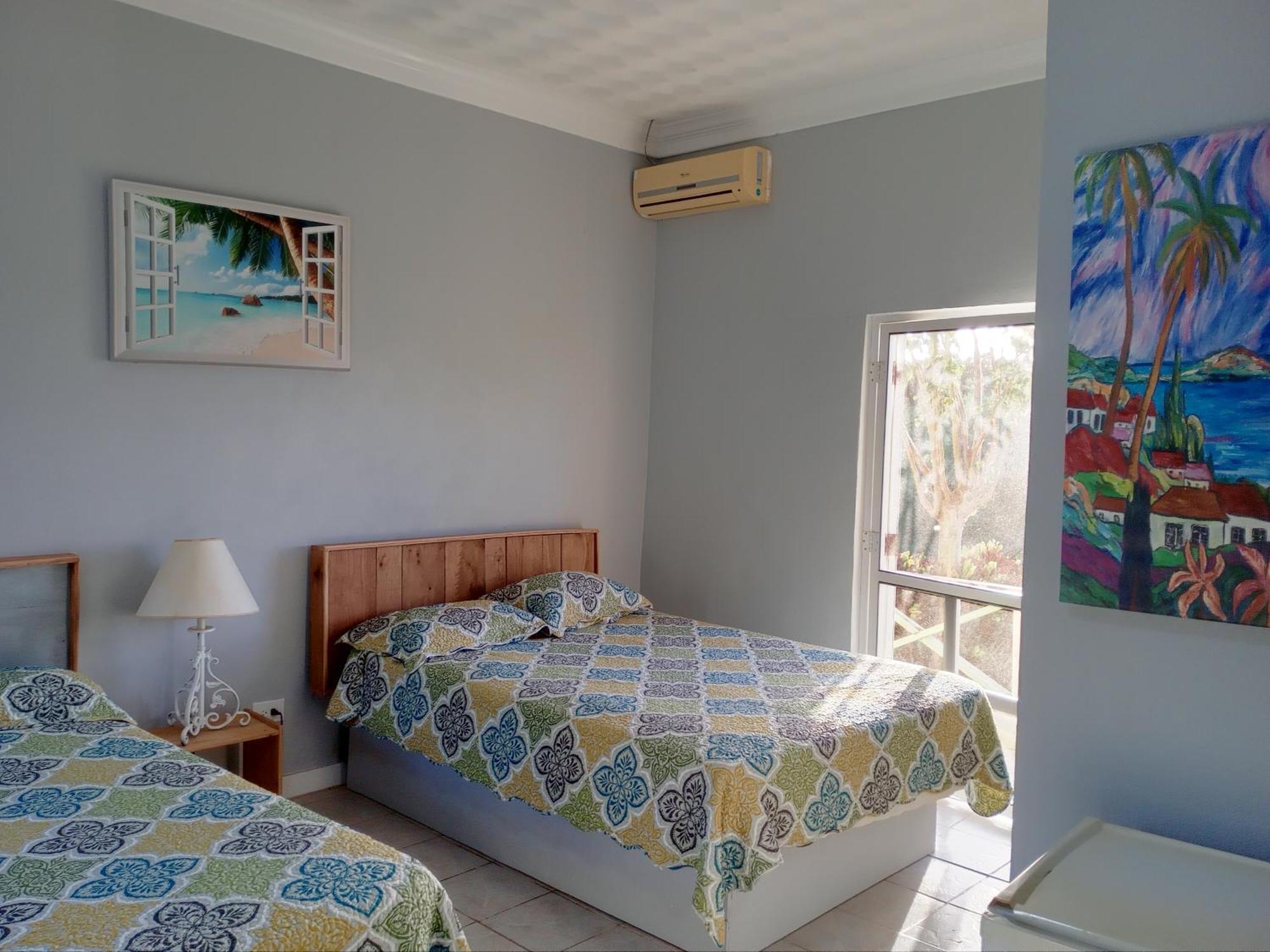 Surfers Manor